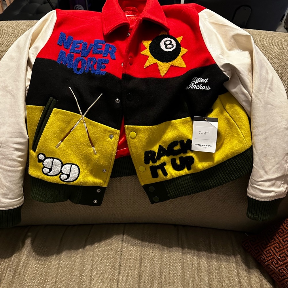 Lifted anchors jacket